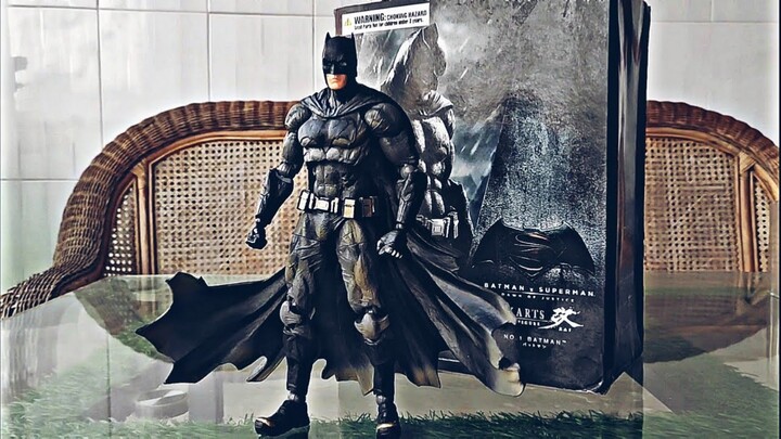 [Unboxing / Review] Mô hình Play Arts Kai: BATMAN (Bootleg, Knockoff, KO, Fake) Action Figure