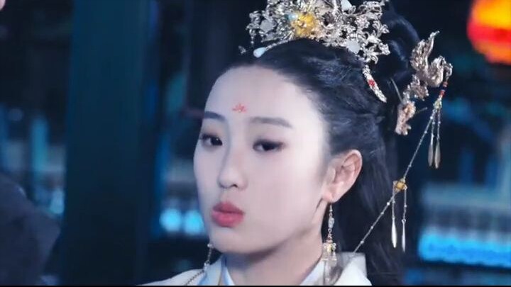 [MULTI SUB]【完整版】 _ 美女学霸意外穿越到古代，为保命每天在妃子们身边周旋，意外遇见了...身份的太子，从此成为他的心尖宠《学霸皇妃修炼手册》 #