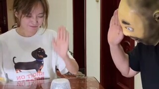 Bấm chuông và bị đánh
