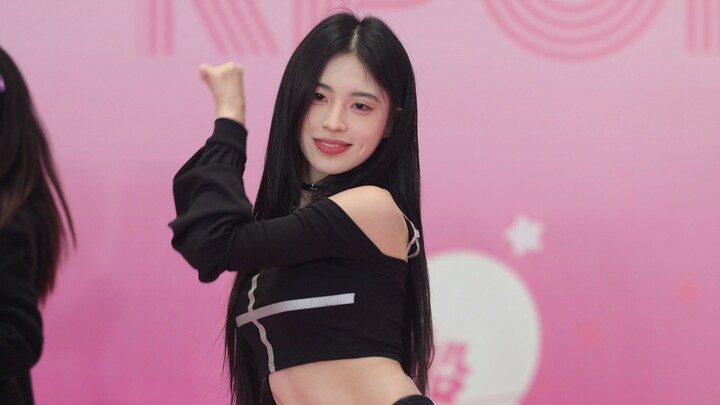 Feline Grace — AOA’s Xiaoshua Isn’t a Simpleton | Dancing Freely in Chongqing