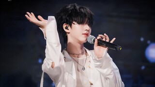 Male idols dance to girl group dances? The energetic and energetic boy with rabbit teeth, He Junlin,