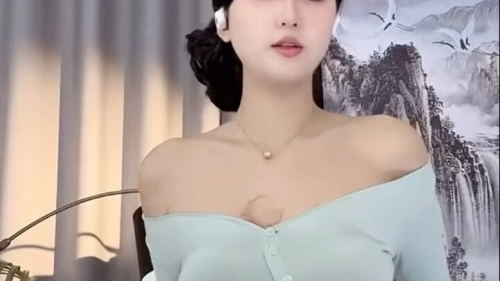 لينا (شورت يرتجف)