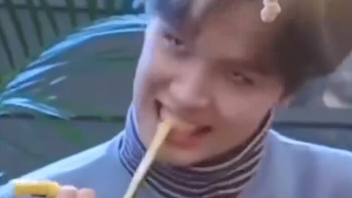Đoạn tổng hợp dáng ăn của mọi người phần 2 nhưng tua ngược 【NCTDREAM】