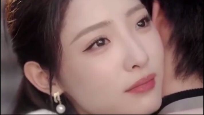 (Lu Dandong, Cheng Yu) Gadis yang imut,dan patuh bertemu seorang CEO yang cerewet, terus terang, dan