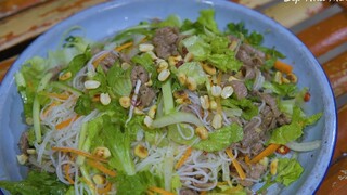 - Bún Trộn  Bò cuốn lá cải hay nướng ông tre đều rất ngon món ăn thanh