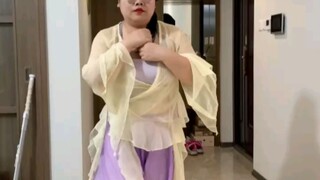 My dear friends, today I am a charming green snake #dance #classicaldance #greensnake