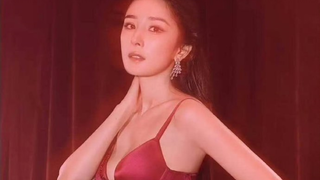 杨幂内衣广告