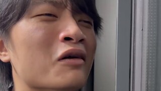 Đàn ông làm gì khi không trả lời tin nhắn?