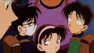 Shinichi: Kakak Xiaolan, tunggu aku saja. Ah, aku lupa mengganti nomorku...