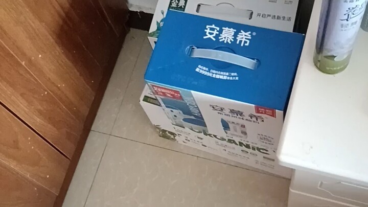 ฉันซื้ออาหารให้แม่แต่เงินหมด -_-||