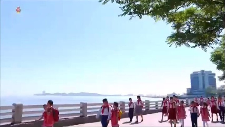Concluída reforma da Fábrica de Equipamentos Escolares de Wonsan