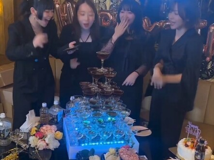 Ayasa invited three gigolos for her birthday