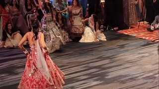 Indian Wedding: Bride's Dance Performance #India #Wedding #SariWeddingDress #Dance #Bride