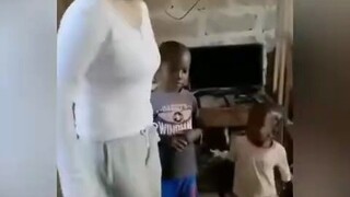 Guangdong reported 6,648 new syphilis cases and 61 AIDS-related deaths in July.