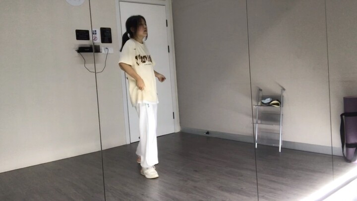 Huang Xuanchen Motley Crew sent someone away. It was really hard to dance! ! My legs were shaking af