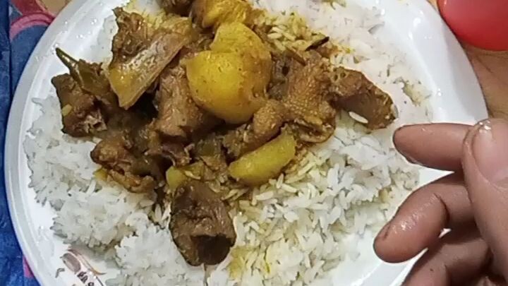 হাসের মাংস, সাদা ভাত।আহ আলহামদুলিল্লাহ।