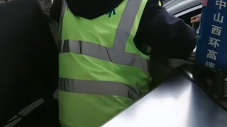 司机大哥没拿卡怎样上高速的，高速收费员日常工作