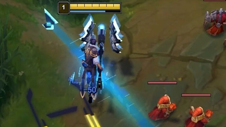 Jayce learns E at level 1 and makes the top laner sick