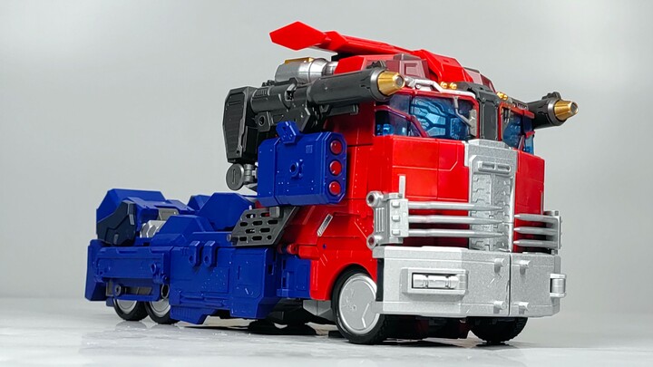 [Stop-motion animation] Enjoy the smooth transformation - Wangcai Toys WT02 Optimus Prime Transforma