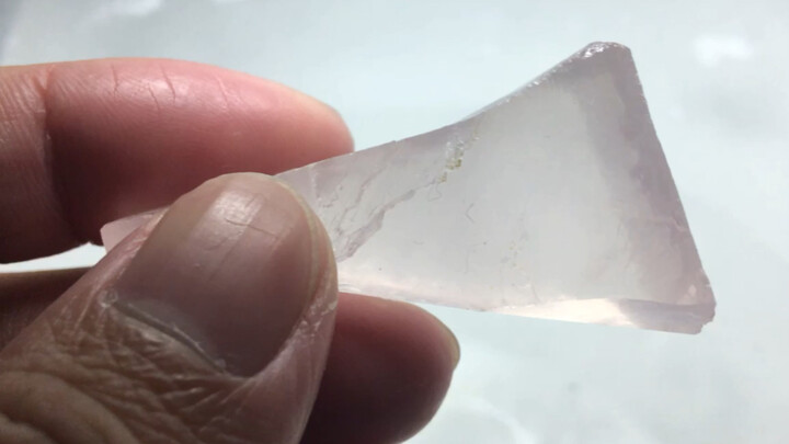 [DIY] Mengukir anjing dari kristal