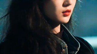 น้องสาวคนนี้ได้บทคัมแบ็กแล้ว! เธอถูกแทนที่ในช่วงกลางรายการ และอันดับตลาดก็อยู่ท้ายสุด แต่เธอก็ยังสาม