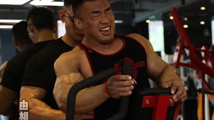 นักรบวัว มู่รุ่ย ฝึกวันละหกชั่วโมง ทั้งผงผัก โสมฮวงฉี ครีเอทีนหลายสิบเม็ด และยังต้องฝังเข็มอีก จนเกื