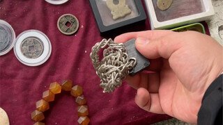 吸完我就跑！留给老板一脸茫然！