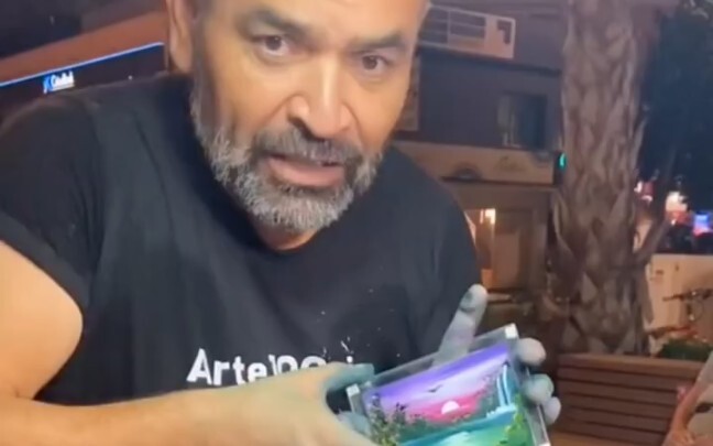 บังเอิญพบศิลปินข้างถนนตัวจริง