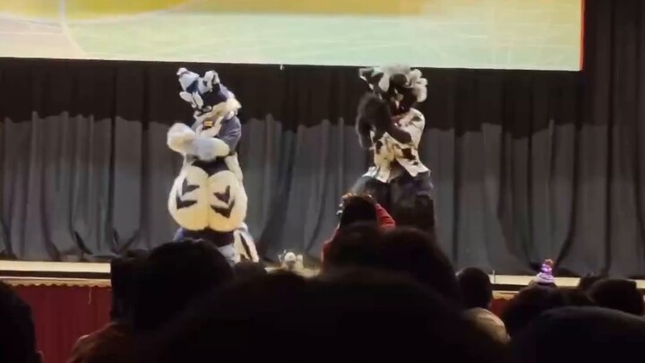 عرض نشاط مدرسي!!