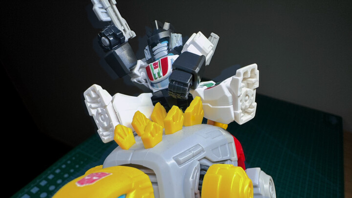Hercules akan segera dirakit! Bermain dengan Bruco Transformers Star Edition Bagian 2