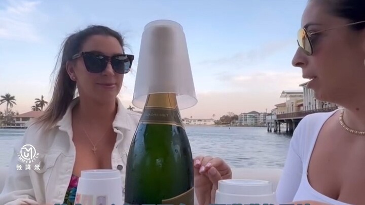 แล้วแก้วไหนกันแน่ที่มีแชมเปญอยู่ข้างใต้?