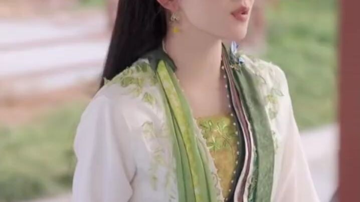 【IndoSub】Pangeran tampan jatuh cinta pada gadis desa, mereka lawan semua rintangan.
