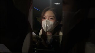Zhao Lusi FanCam 02.06.23 | After recording Hi6 Lusi arrives in Chendu late 🌙💧 interacts with fans