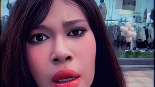 “Thành kiến trong lòng con người là một ngọn núi lớn… phải không?”