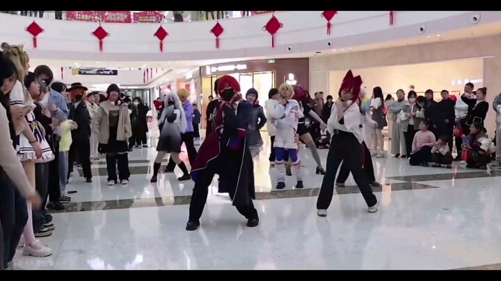 Hearing this eerie silence, I knew it had to be Ensemble Stars—two days of consecutive dance cut edi