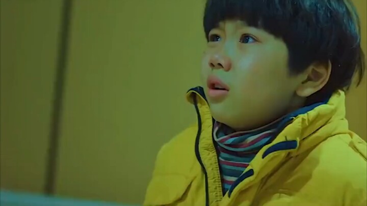 Kẻ sát nhân biến thái lại giấu chiếc đầu người trong tượng người tuyết