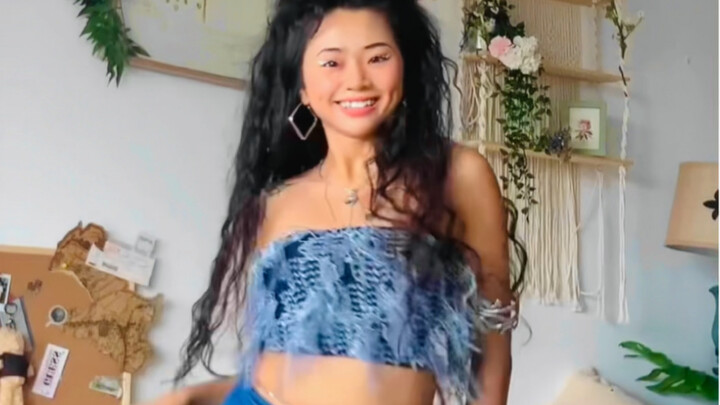 Dance Crossdressing | Coachella Festival Hot Girls' Outfits