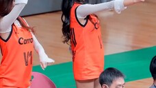 Cheering Korean Girl's