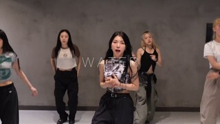 Monroe biên đạo Tyla - Nước