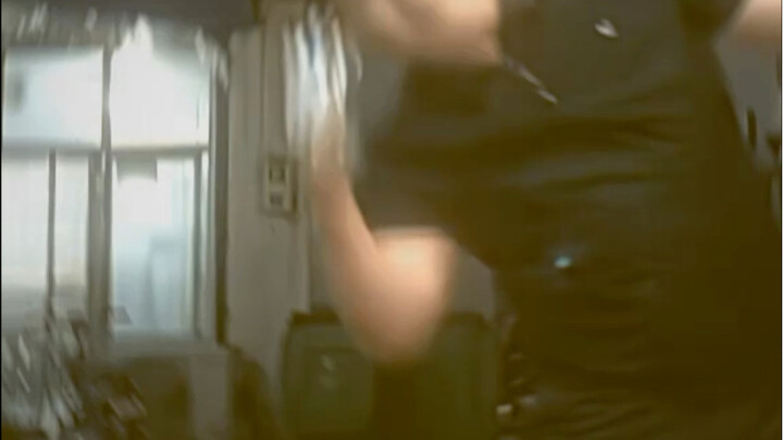 لحظة احتكاك الكؤوس هي ذكرى أبدية.