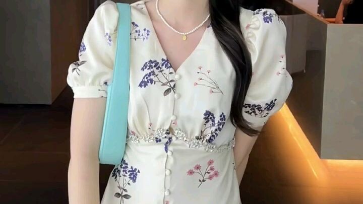 Xinyi Xiao Yuhina