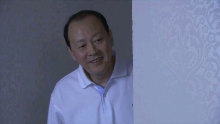 Tak iri pada burung mandarin, tak iri pada para dewa, yang kuinginkan hanyalah seperti Pak Hou setia