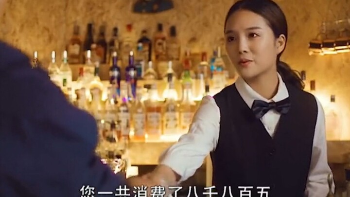 教科书式的惩治“酒托”，不仅自己没被宰割，还让酒托损失一部手机