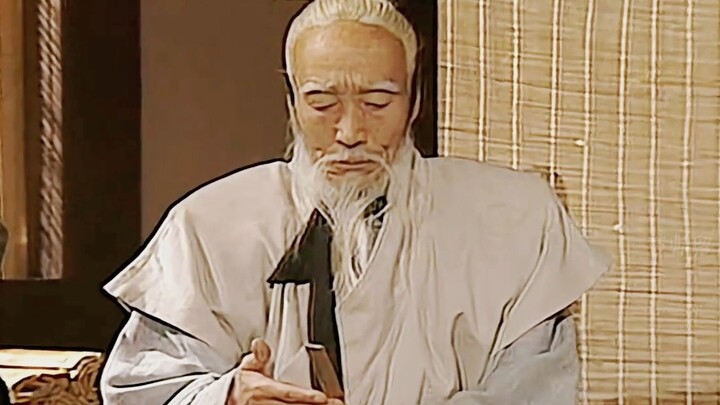 “That’s the difference between historians and court chroniclers, isn’t it!”