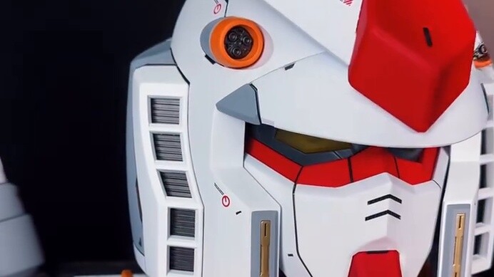 This original Gundam is taller than me?!