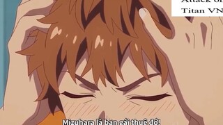 Lần này đến lần khác đôi môi cứ lãng phí chẳng nói gì