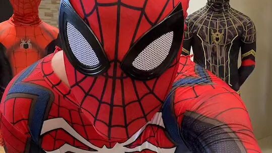 Spider man face reveal😂😂