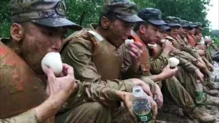 When you keep the people in your heart, the people will hold you high on their shoulders.