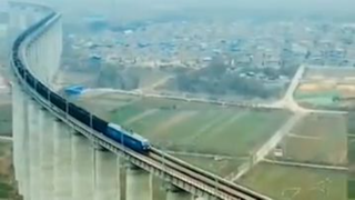 HIGH SPEED PERFECT CROSSING TRAIN  _ DIESEL TRAIN _ ELECTRIC TRAIN