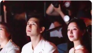 หลี่เซียนและคิมจีวอนปรากฏตัวในเฟรมเดียวกัน ทำให้เกิดการโต้เถียงอย่างดุเดือดในหมู่แฟนๆ ละครจีนและเกาห